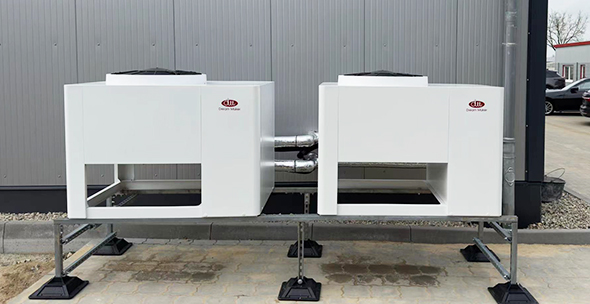 热泵系统别墅项目安装展示