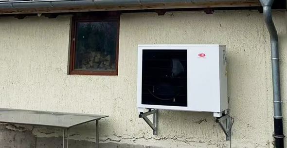 热泵系统别墅项目安装展示