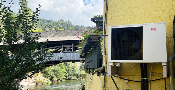 热泵系统别墅项目安装展示